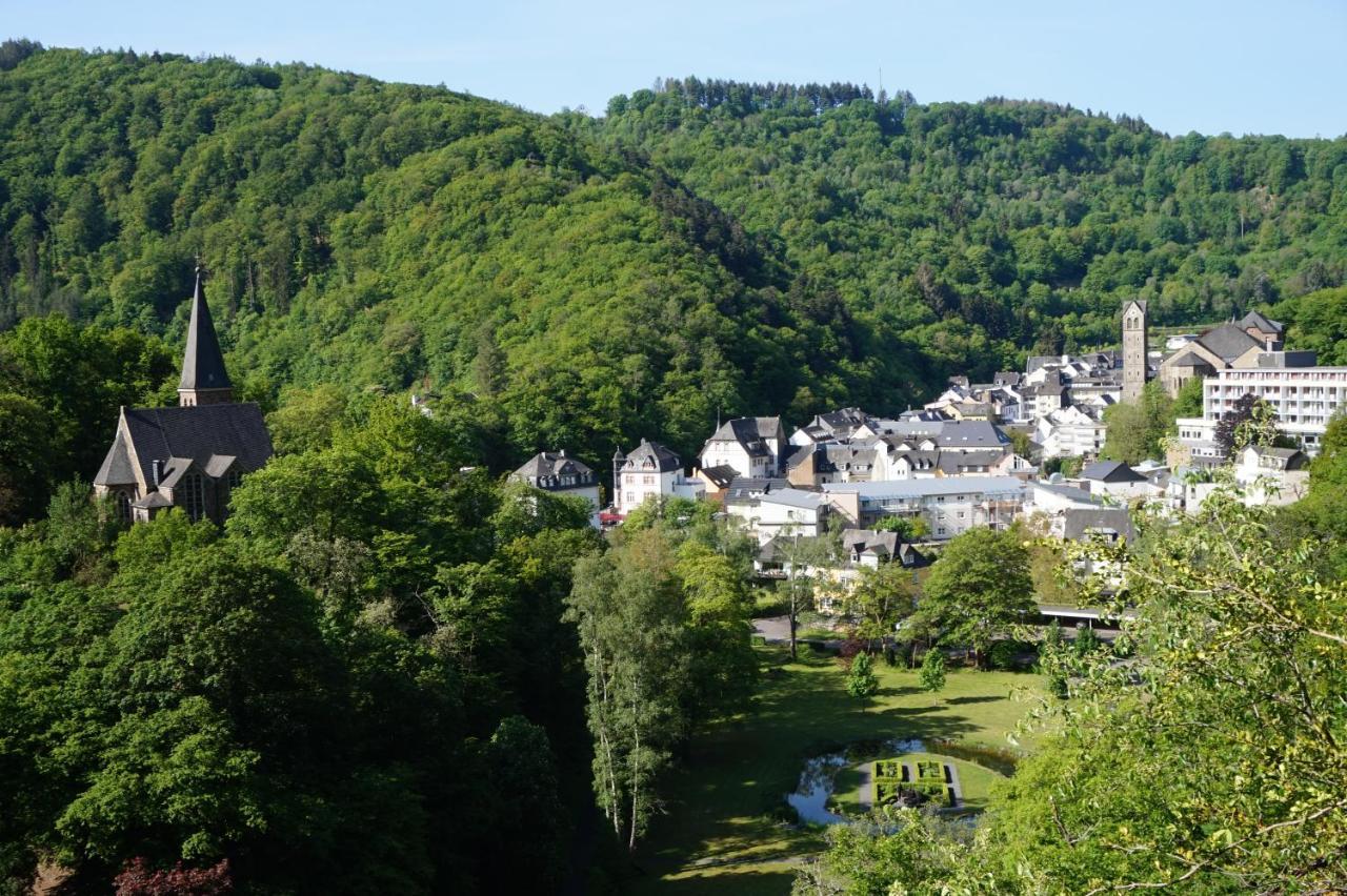 Ferienwohnungen Schenk Schmitz Bad Bertrich Esterno foto